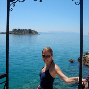 Meet your Posher, Noémi